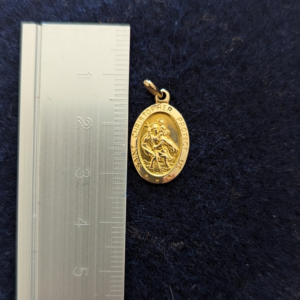 Gold Pendent Saint Christopher Protect US